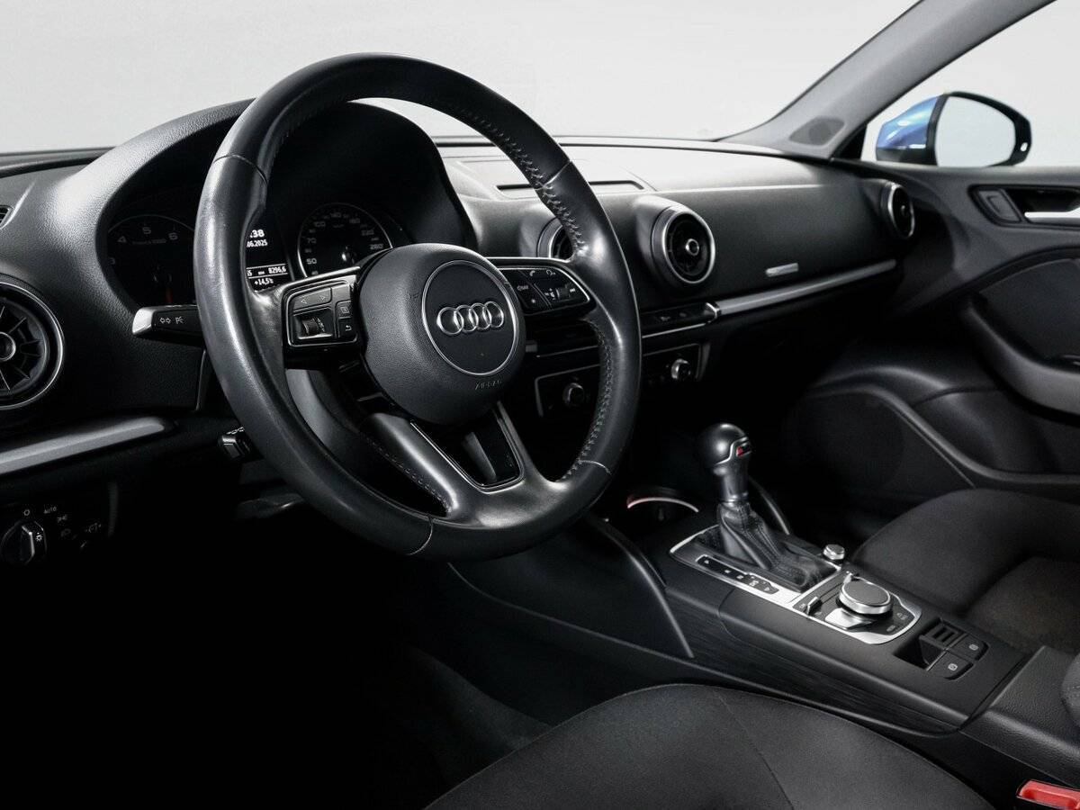Audi A3 с пробегом — 2018 год. Фото: #13