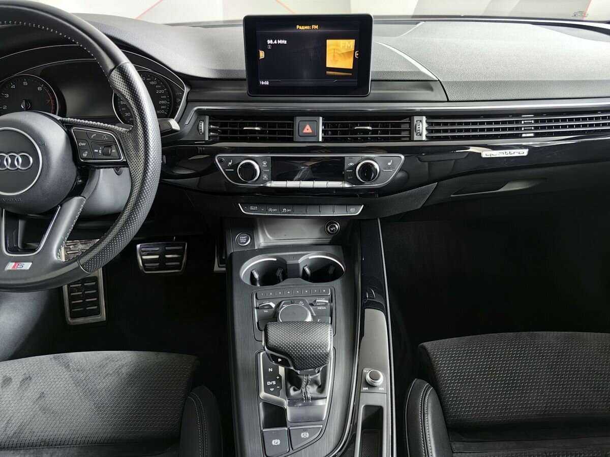 Audi A4 с пробегом — 2016 год. Фото: #10