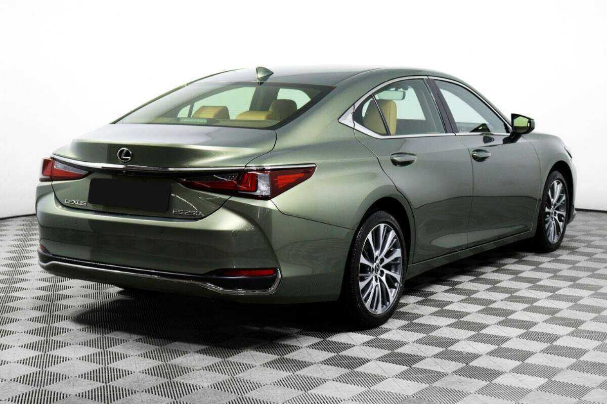 Lexus ES с пробегом — 2021 год. Фото: #4
