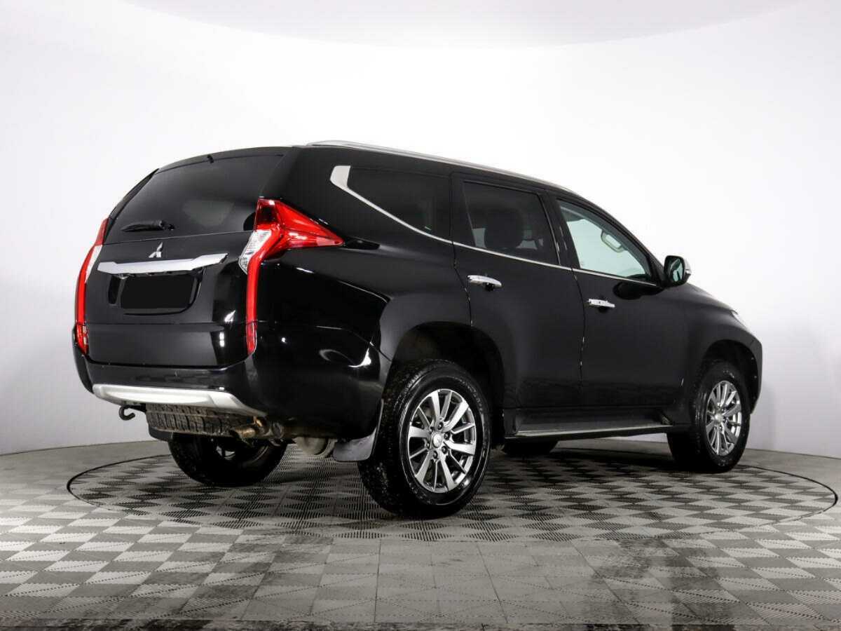 Mitsubishi Pajero Sport с пробегом — 2019 год. Фото: #4