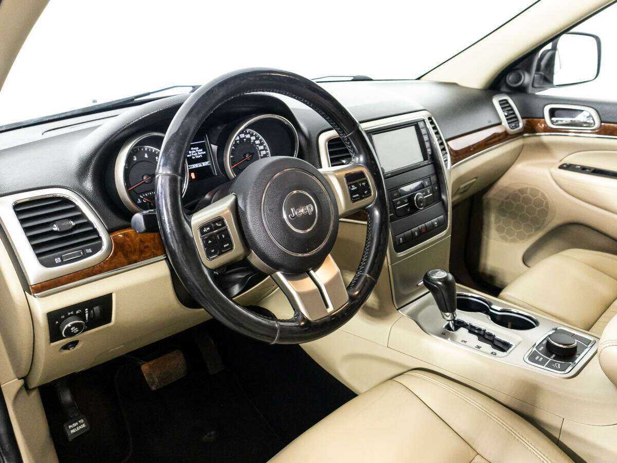 Jeep Grand Cherokee с пробегом — 2011 год. Фото: #9
