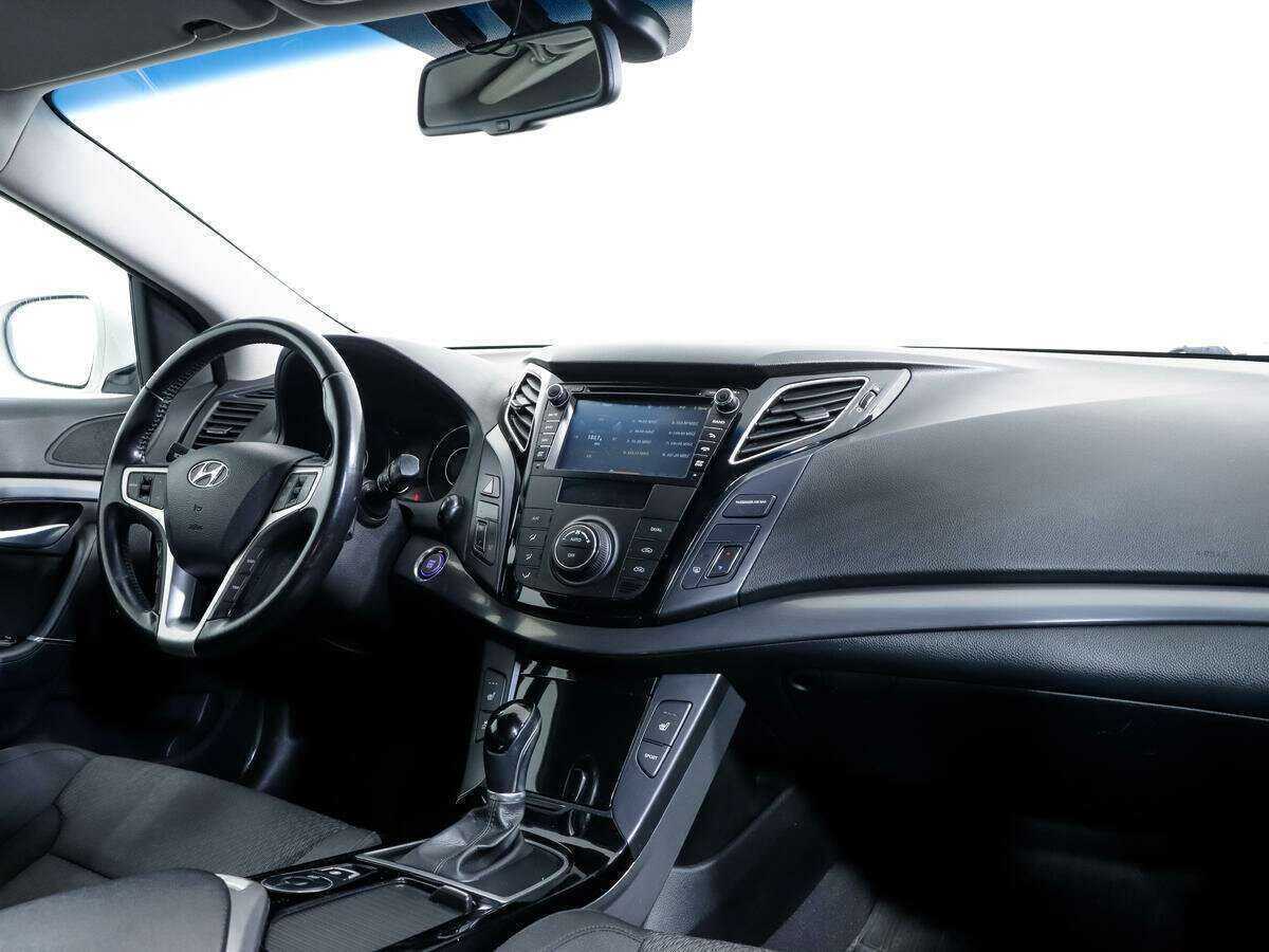 Hyundai i40 с пробегом — 2013 год. Фото: #8