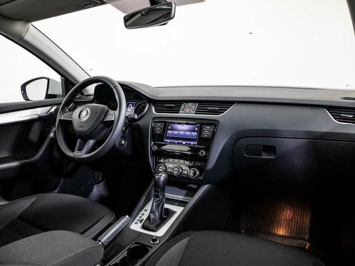 Skoda Octavia с пробегом — 2019 год. Фото: #8