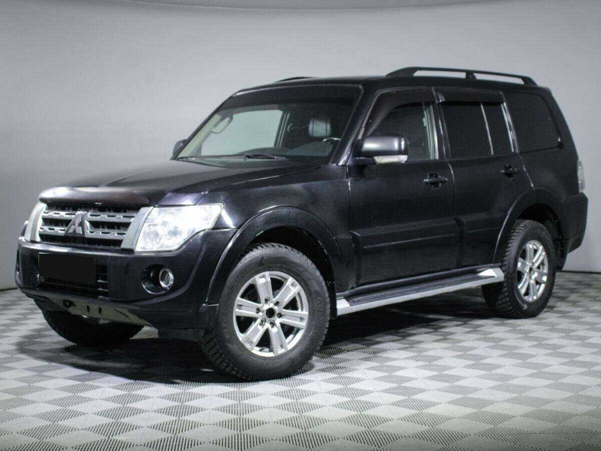 Mitsubishi Pajero с пробегом — 2011 год. Фото: #0