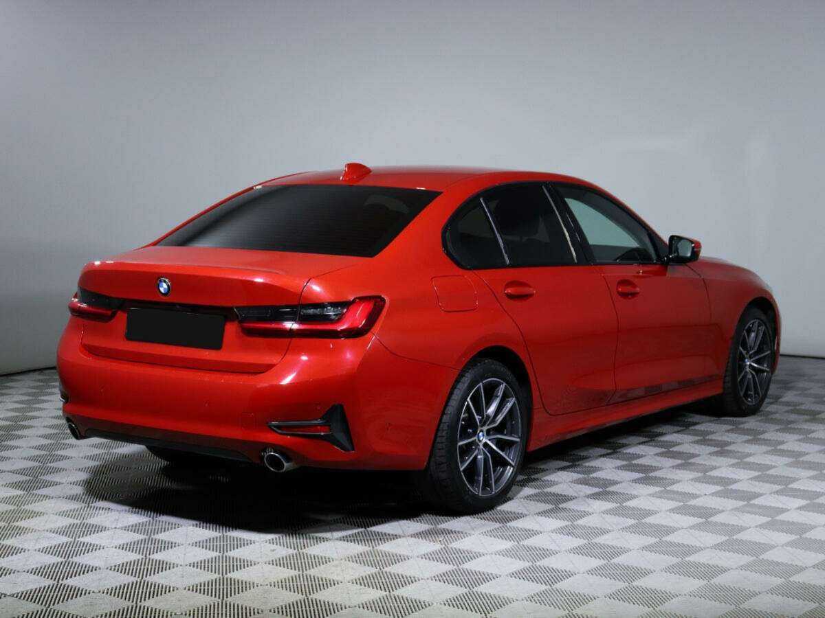 BMW 3 серии с пробегом — 2019 год. Фото: #3