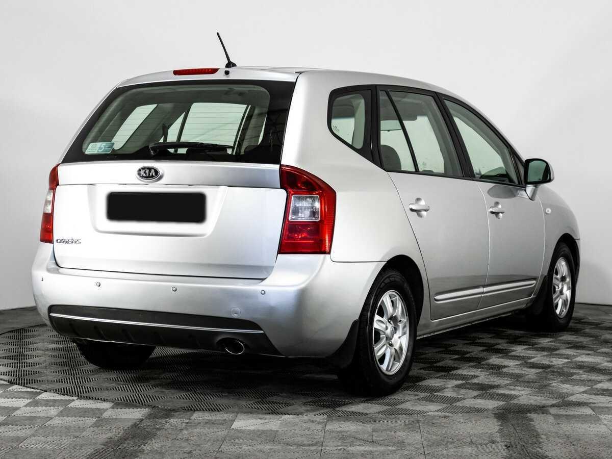 Kia Carens с пробегом — 2010 год. Фото: #3