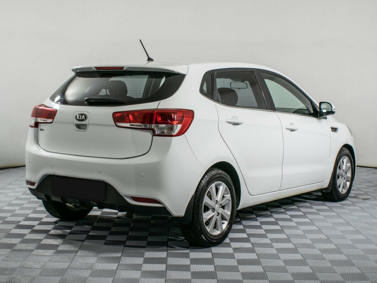 Kia Rio с пробегом — 2016 год. Фото: #4
