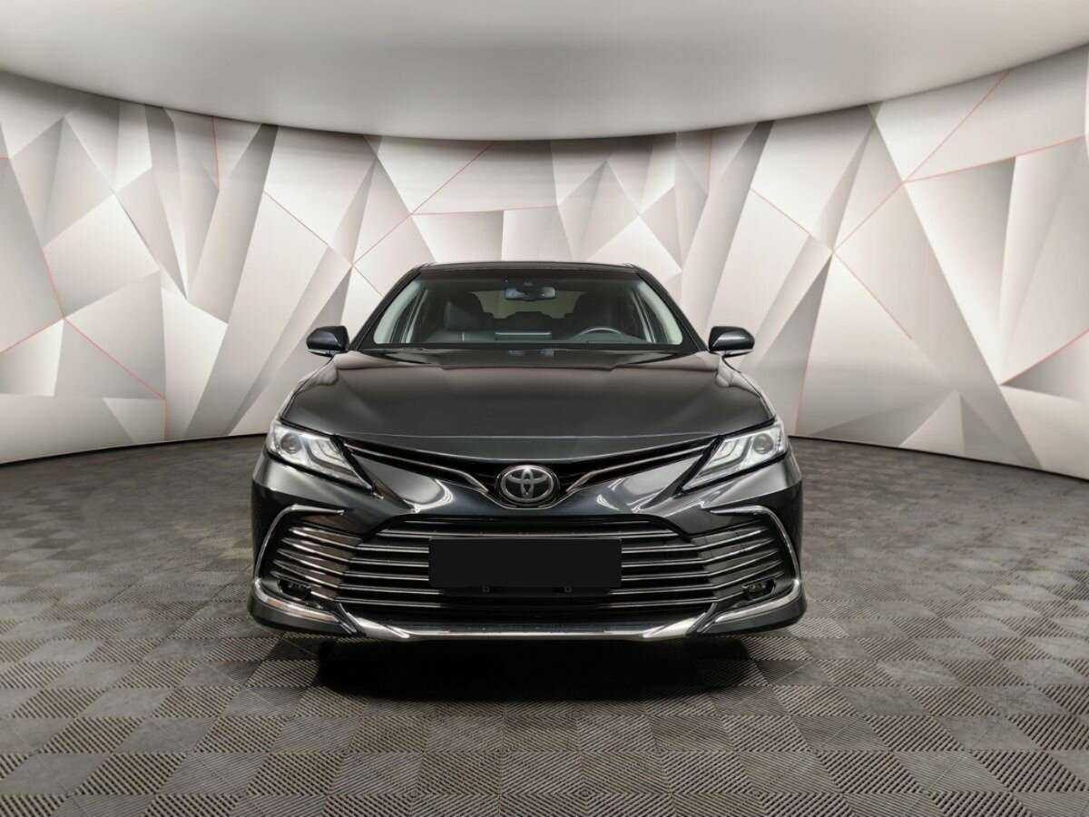 Toyota Camry с пробегом — 2023 год. Фото: #6