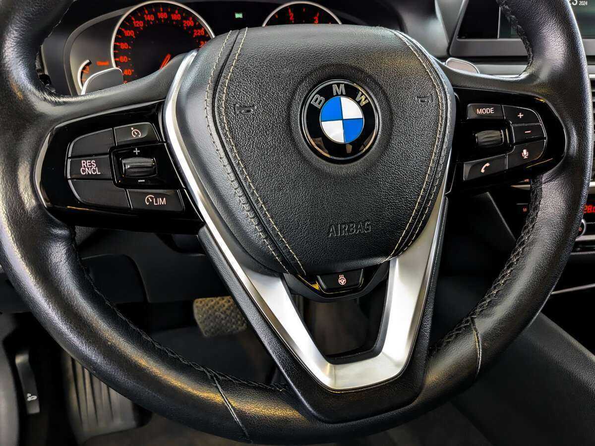 BMW 5 серии с пробегом — 2018 год. Фото: #20