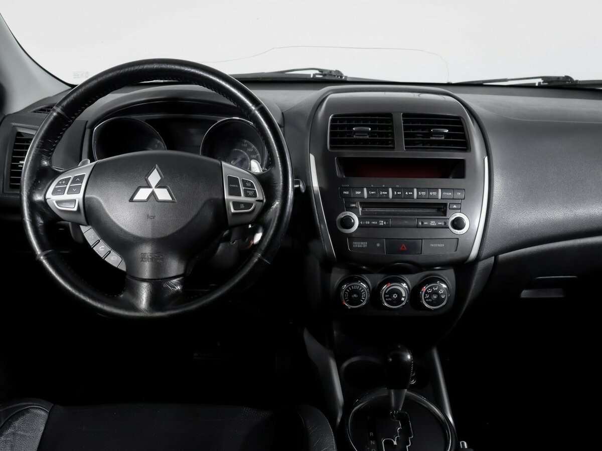 Mitsubishi ASX с пробегом — 2011 год. Фото: #9