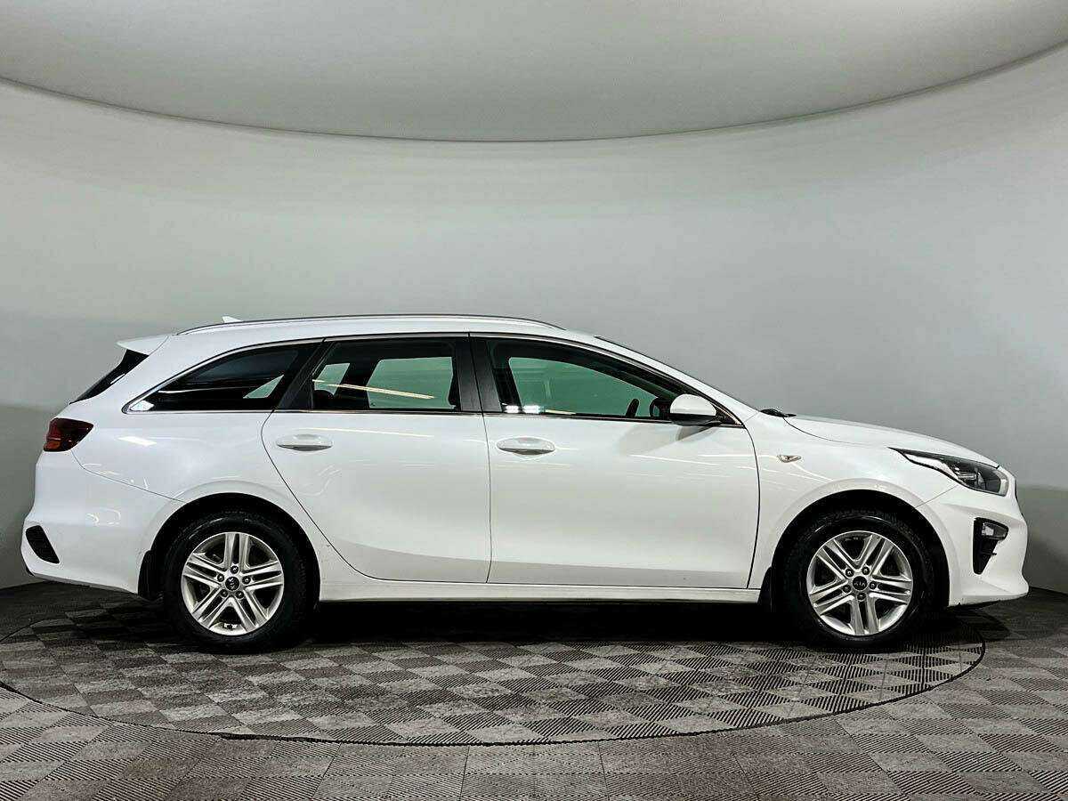 Kia Ceed с пробегом — 2021 год. Фото: #3