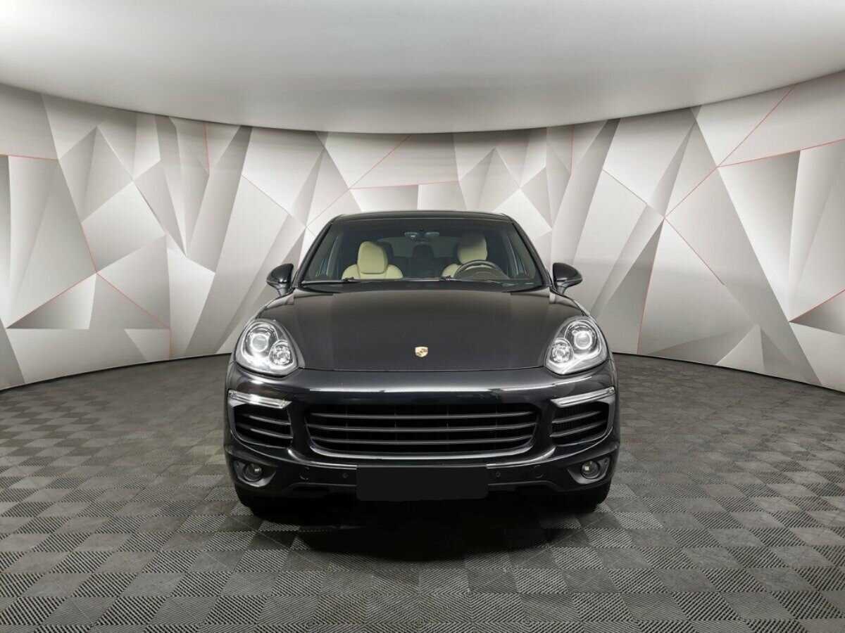 Porsche Cayenne с пробегом — 2015 год. Фото: #6