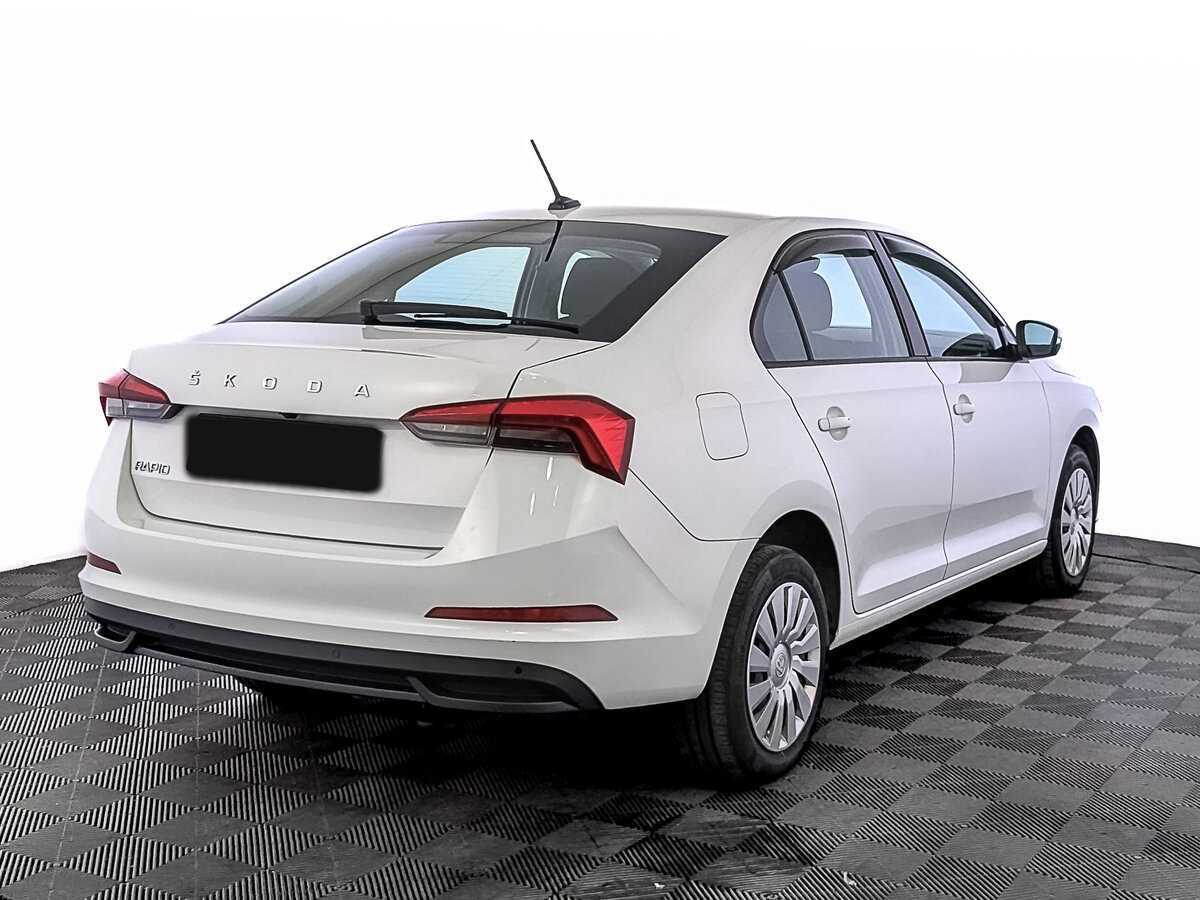 Skoda Rapid с пробегом — 2020 год. Фото: #4