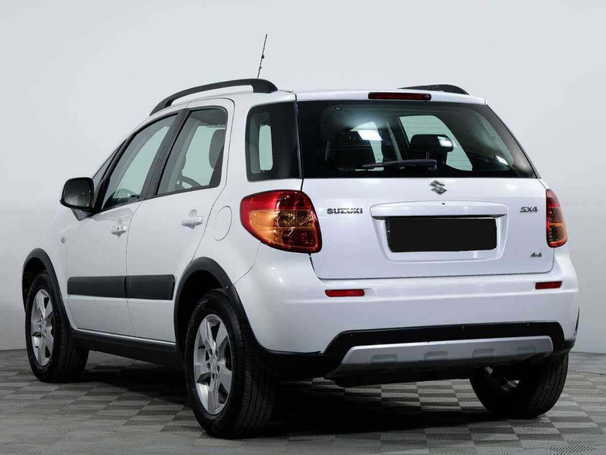 Suzuki SX4 с пробегом — 2011 год. Фото: #5