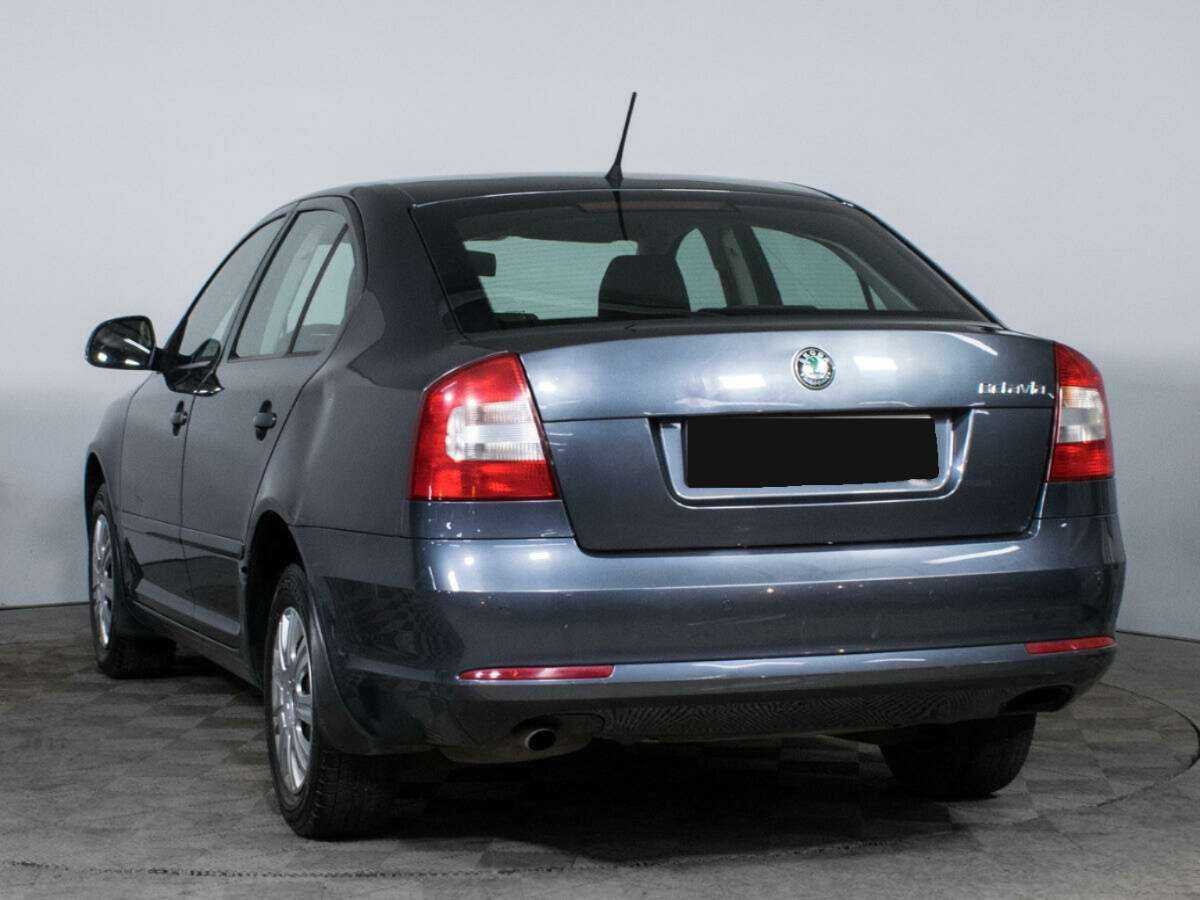 Skoda Octavia с пробегом — 2011 год. Фото: #6