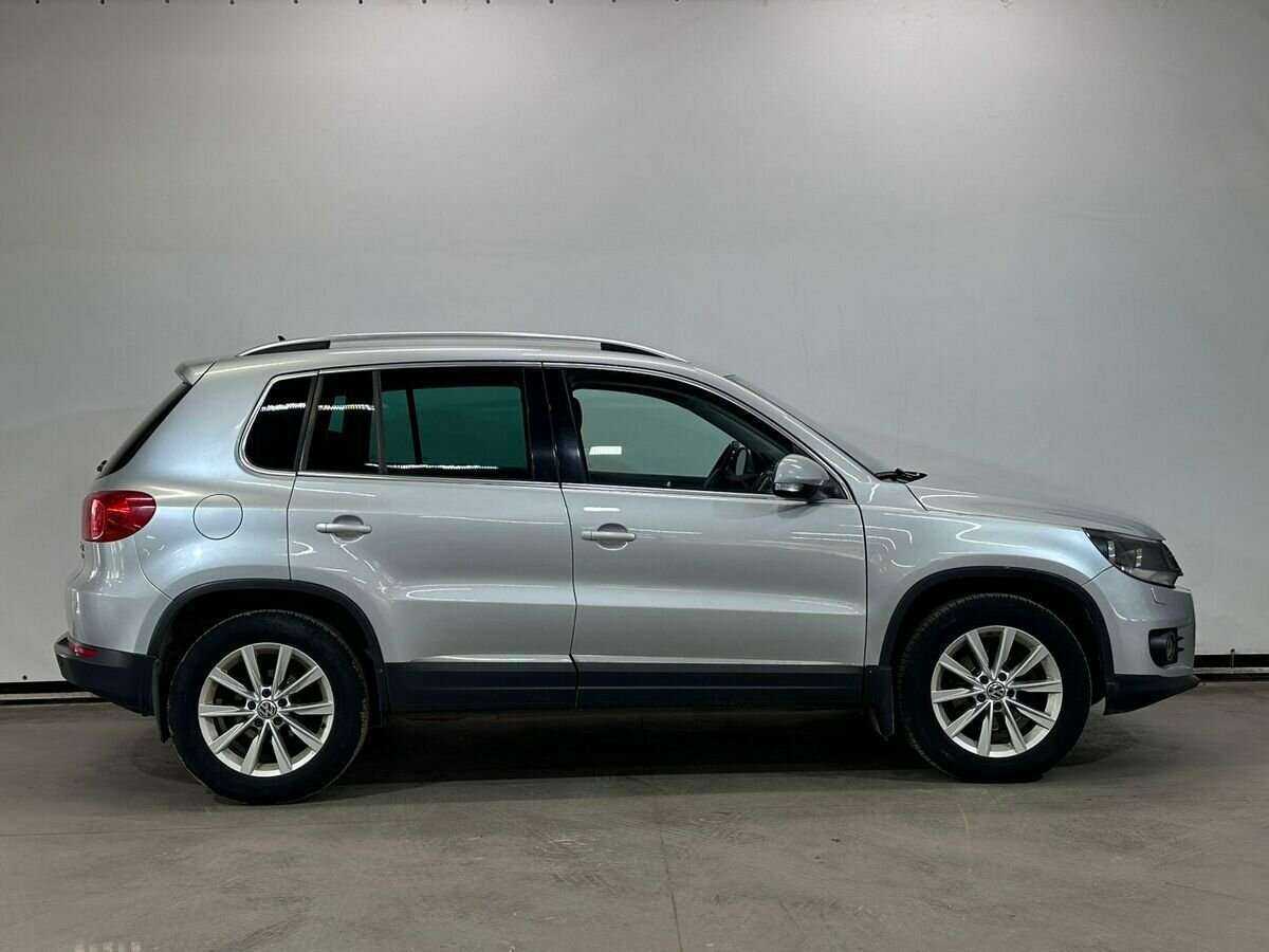 Volkswagen Tiguan с пробегом — 2011 год. Фото: #3