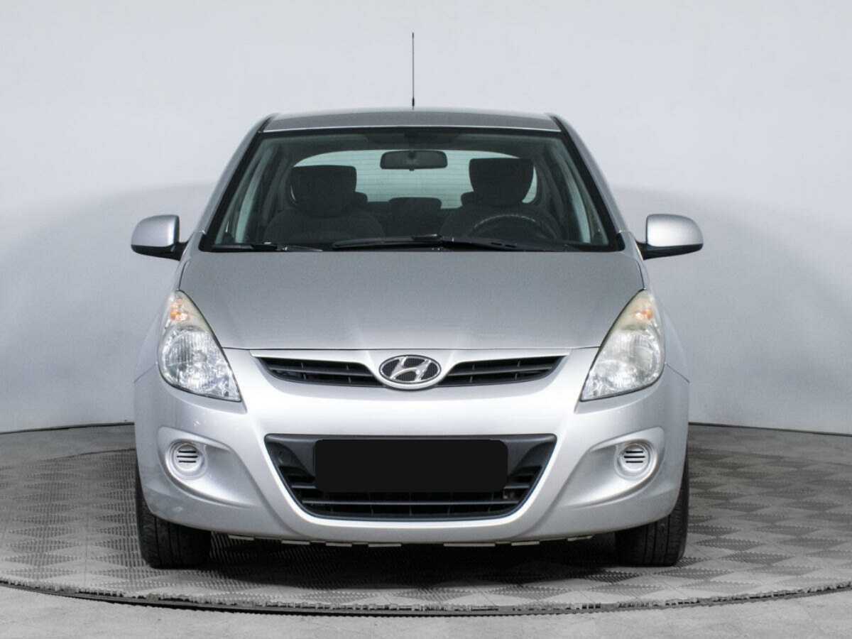 Hyundai i20 с пробегом — 2010 год. Фото: #1