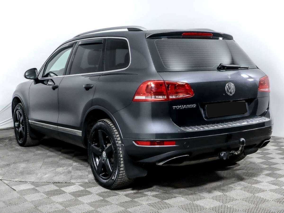 Volkswagen Touareg с пробегом — 2012 год. Фото: #5
