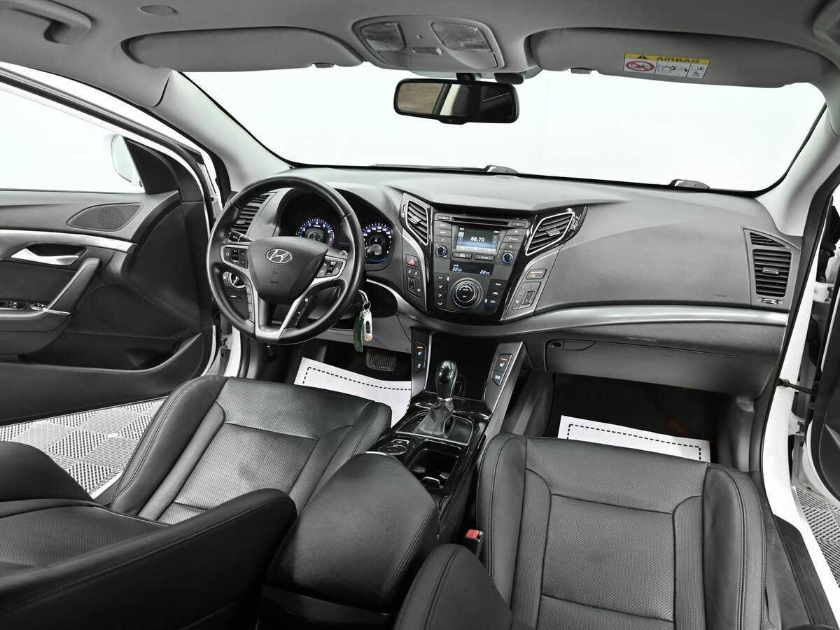 Hyundai i40 с пробегом — 2016 год. Фото: #12
