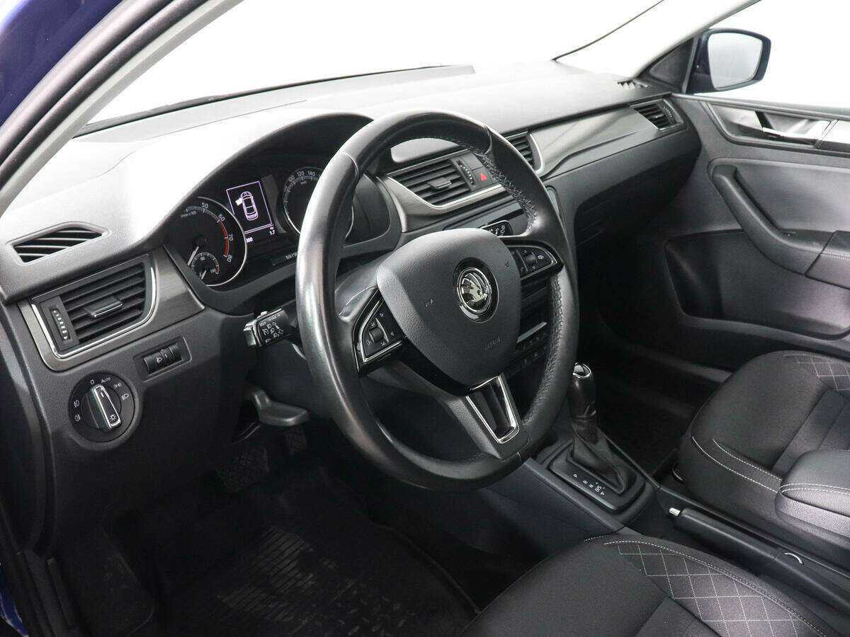 Skoda Rapid с пробегом — 2018 год. Фото: #8