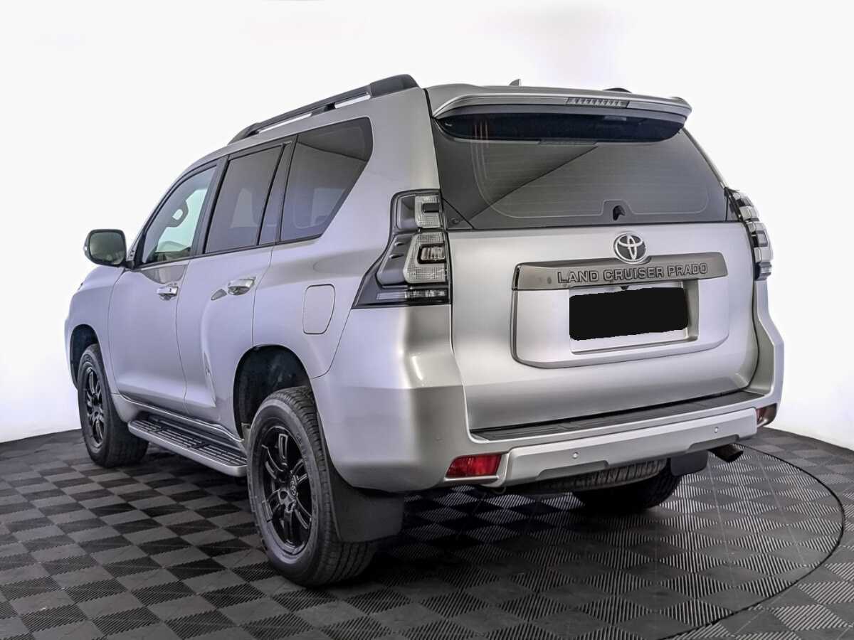 Toyota Land Cruiser Prado с пробегом — 2021 год. Фото: #6