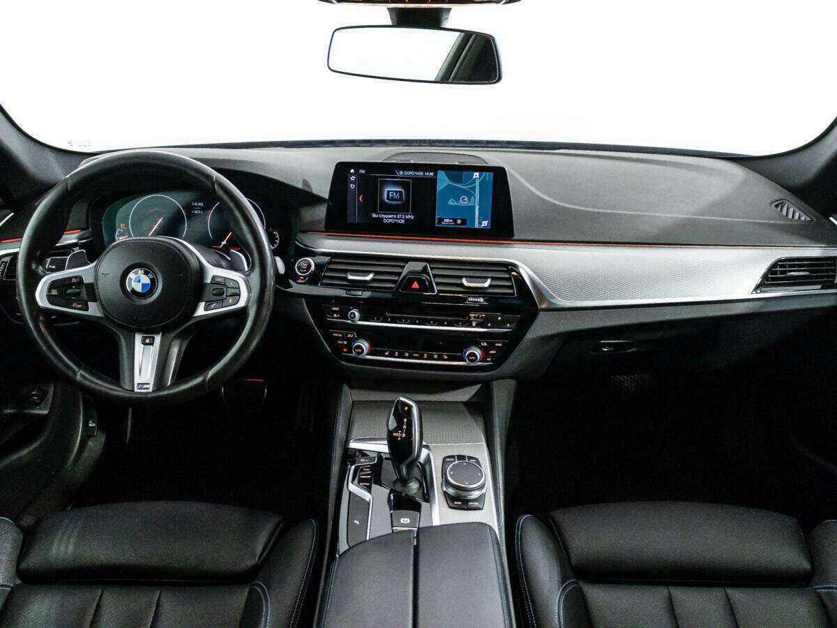 BMW 5 серии с пробегом — 2018 год. Фото: #11