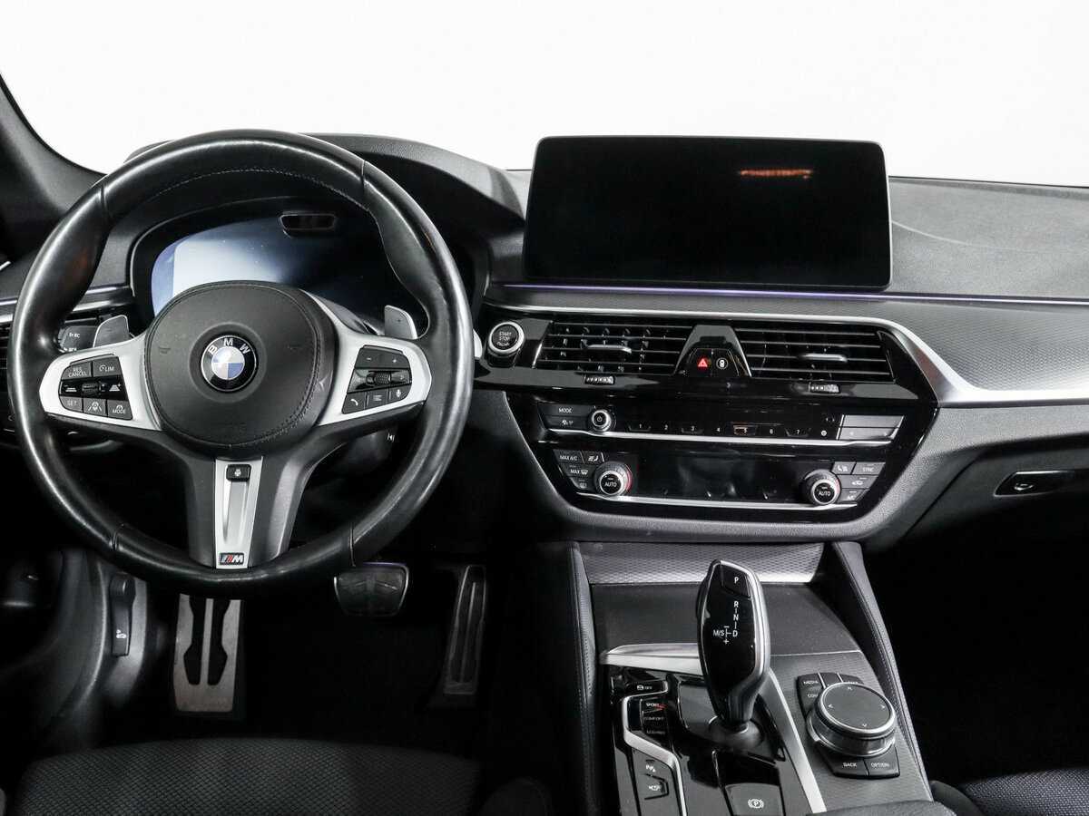 BMW 5 серии с пробегом — 2021 год. Фото: #11