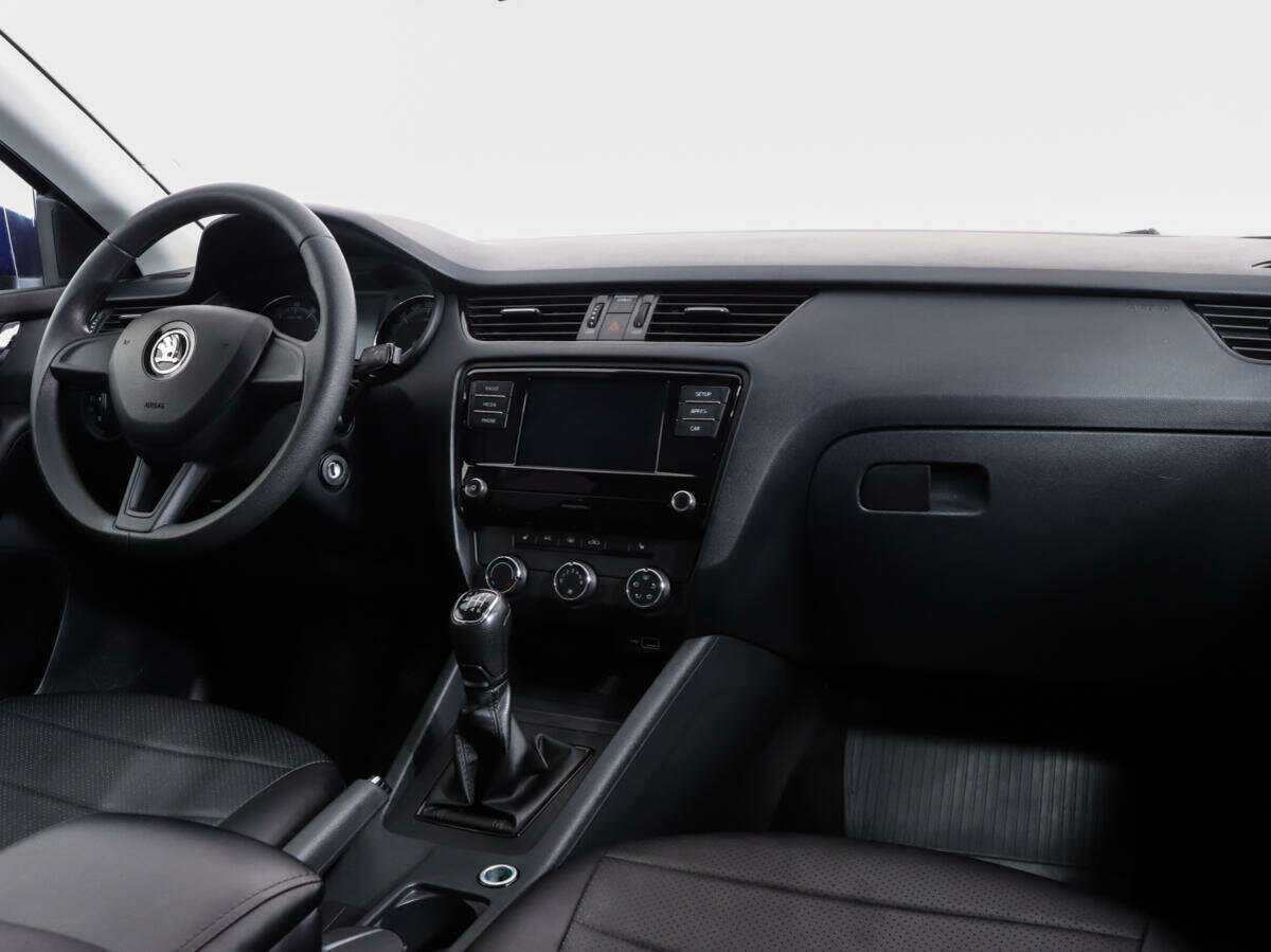Skoda Octavia с пробегом — 2018 год. Фото: #6