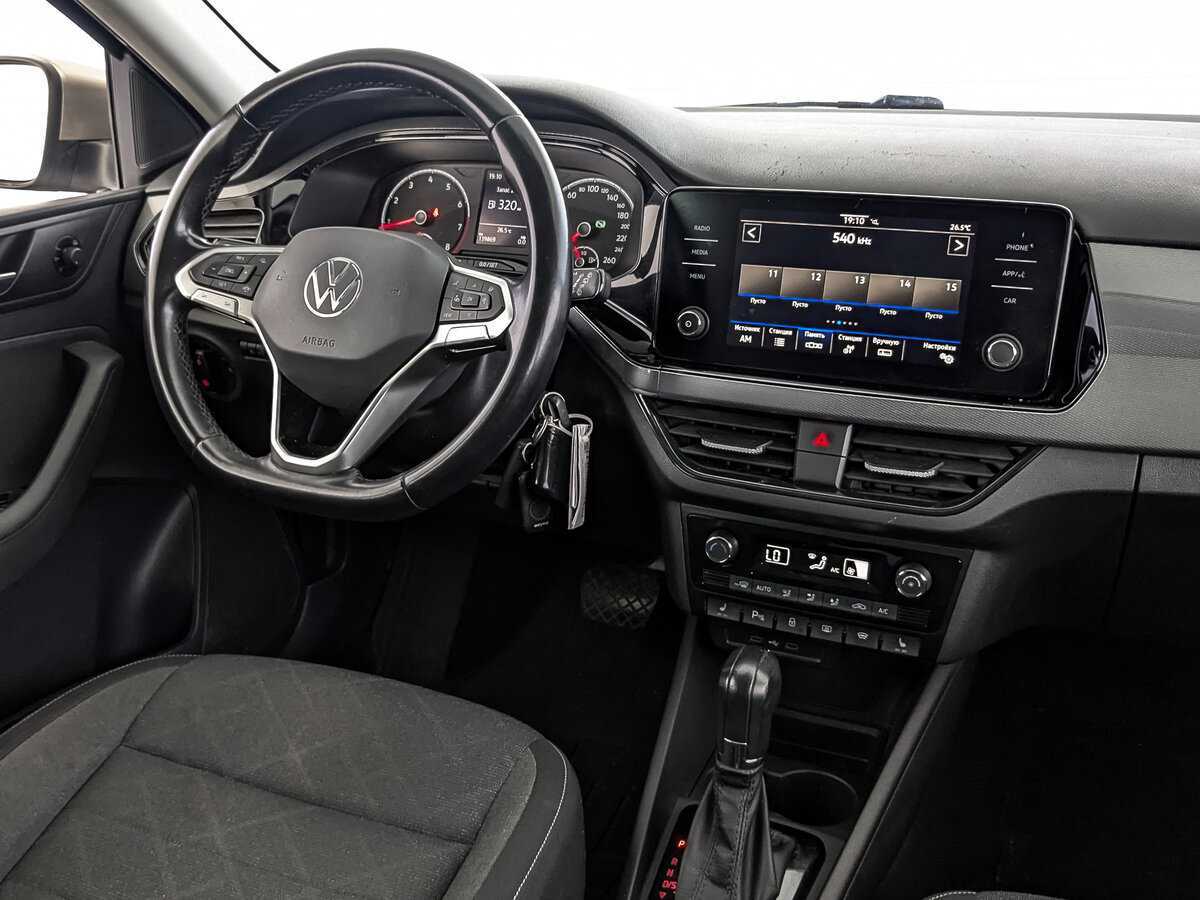 Volkswagen Polo с пробегом — 2020 год. Фото: #21