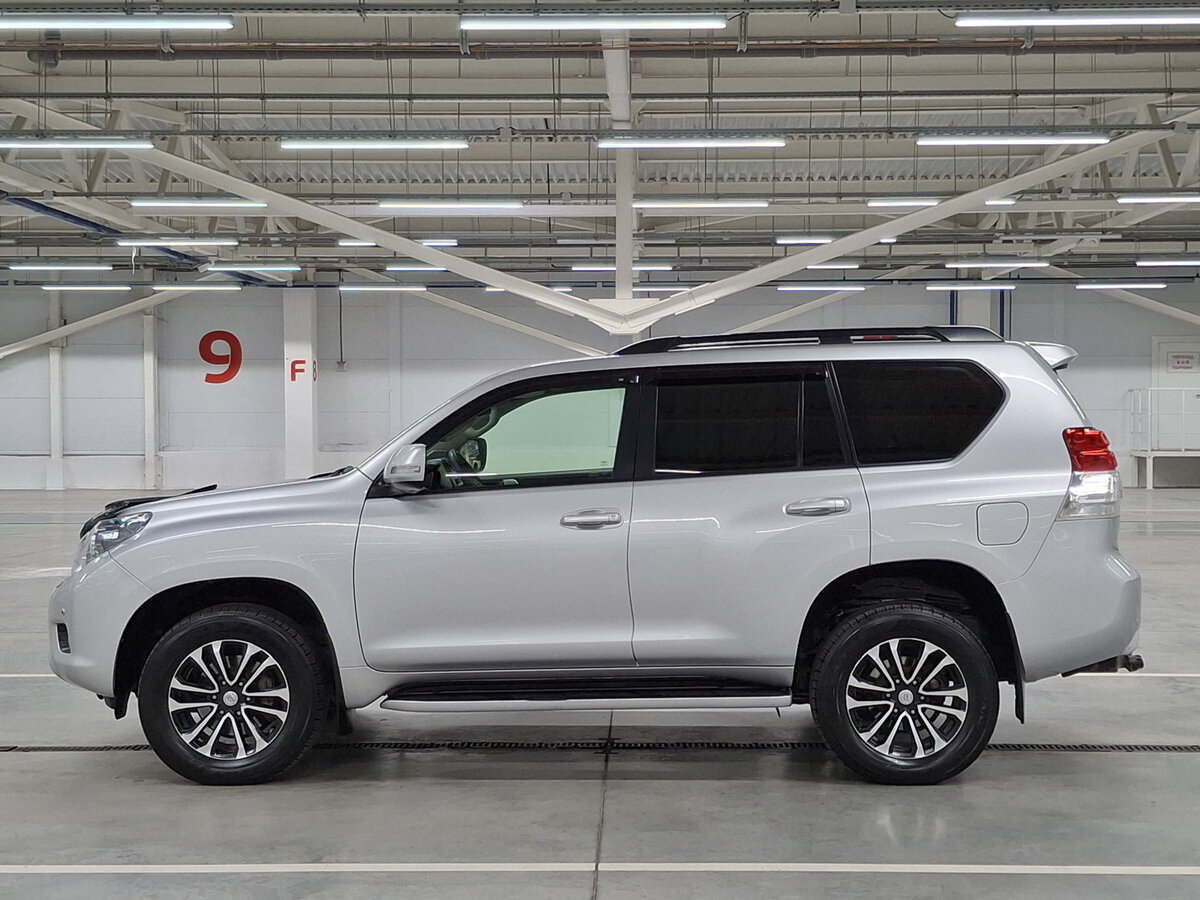 Toyota Land Cruiser Prado с пробегом — 2012 год. Фото: #7