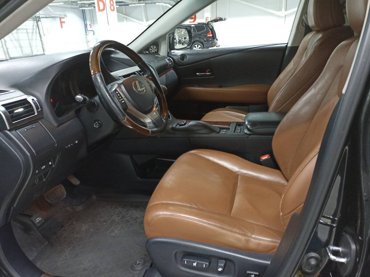 Lexus RX с пробегом — 2014 год. Фото: #15