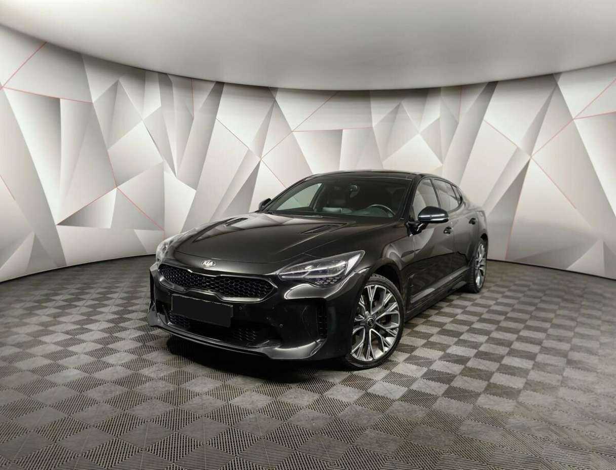 Kia Stinger с пробегом — 2019 год. Фото: #0