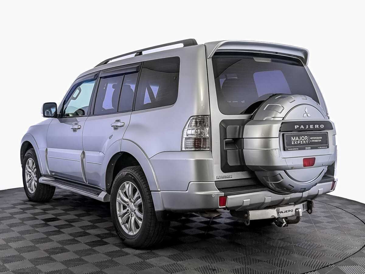 Mitsubishi Pajero с пробегом — 2011 год. Фото: #6