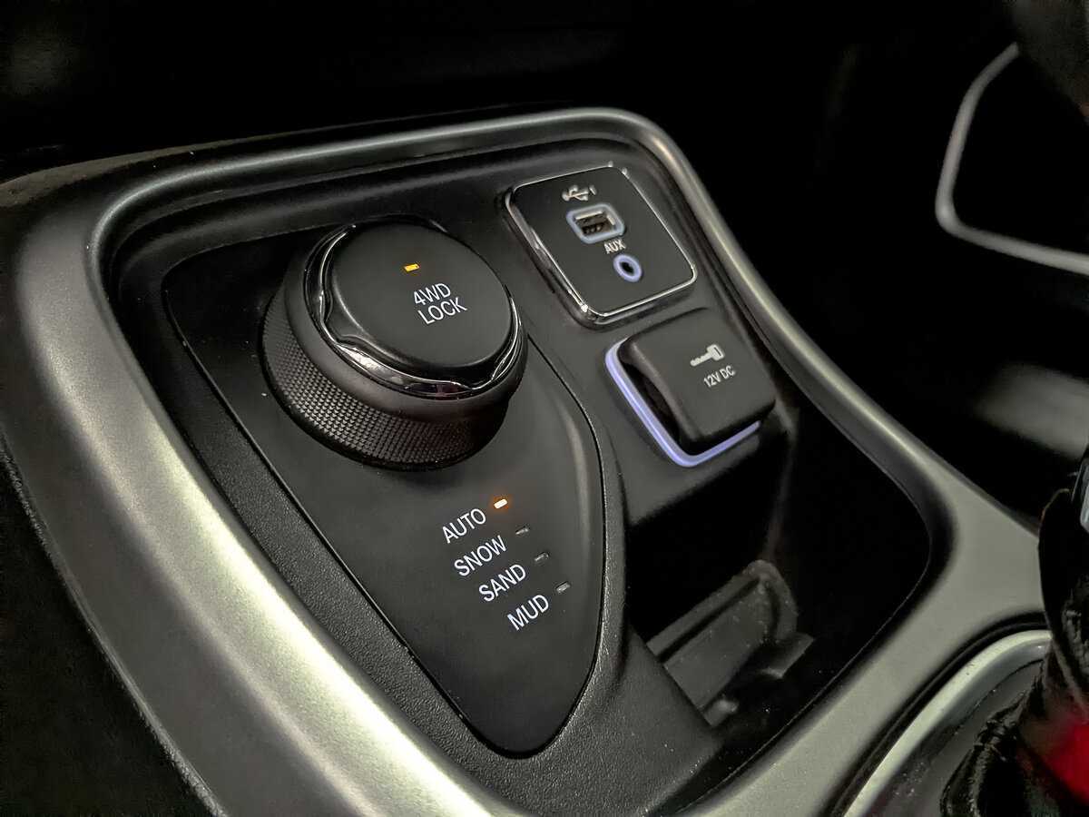 Jeep Compass с пробегом — 2018 год. Фото: #24