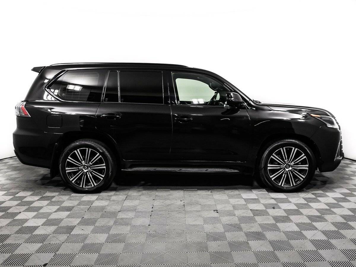 Lexus LX с пробегом — 2019 год. Фото: #3