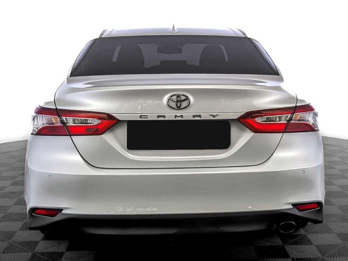 Toyota Camry с пробегом — 2021 год. Фото: #5