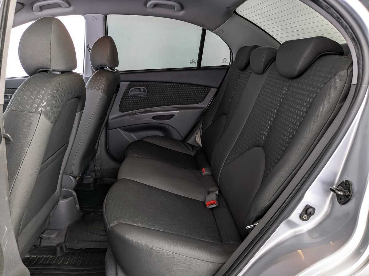Kia Rio с пробегом — 2007 год. Фото: #16