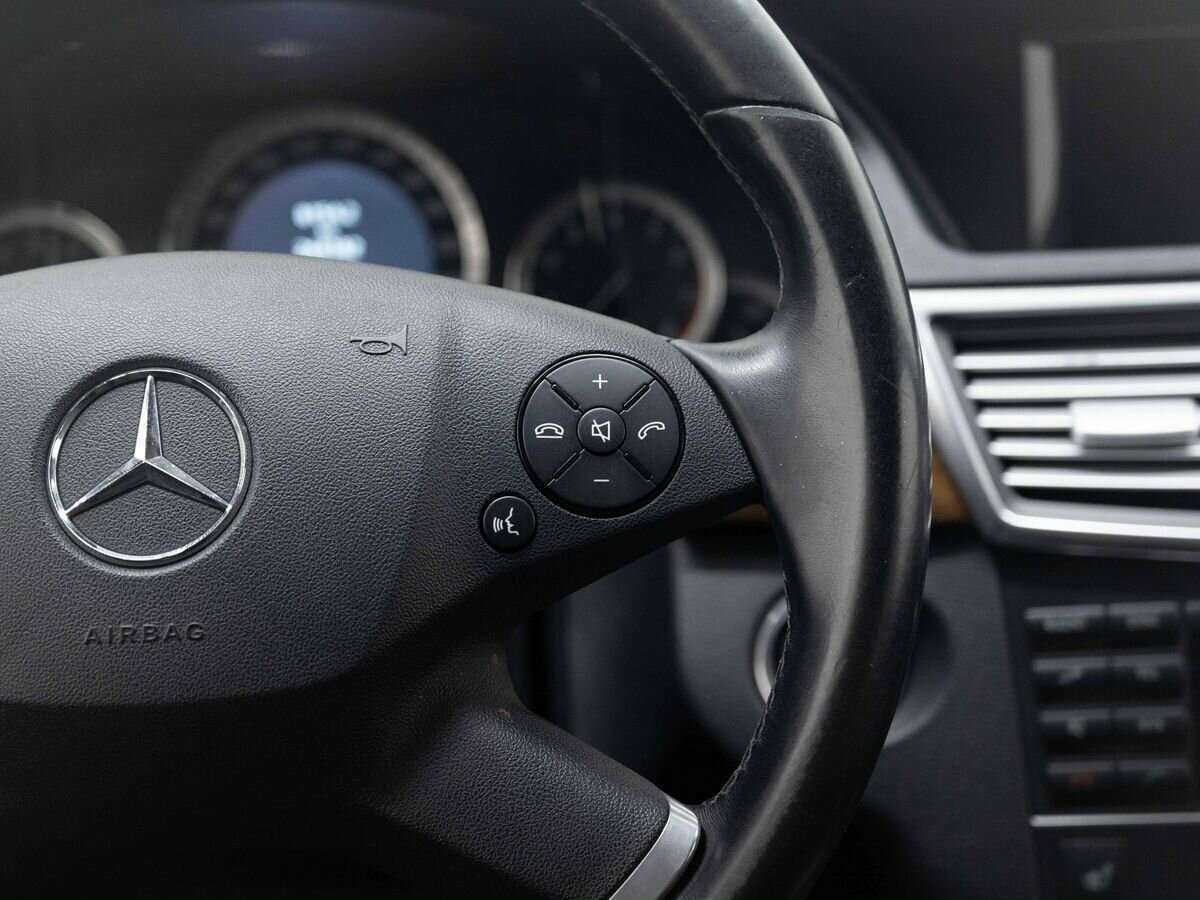 Mercedes-Benz E-Класс с пробегом — 2010 год. Фото: #7