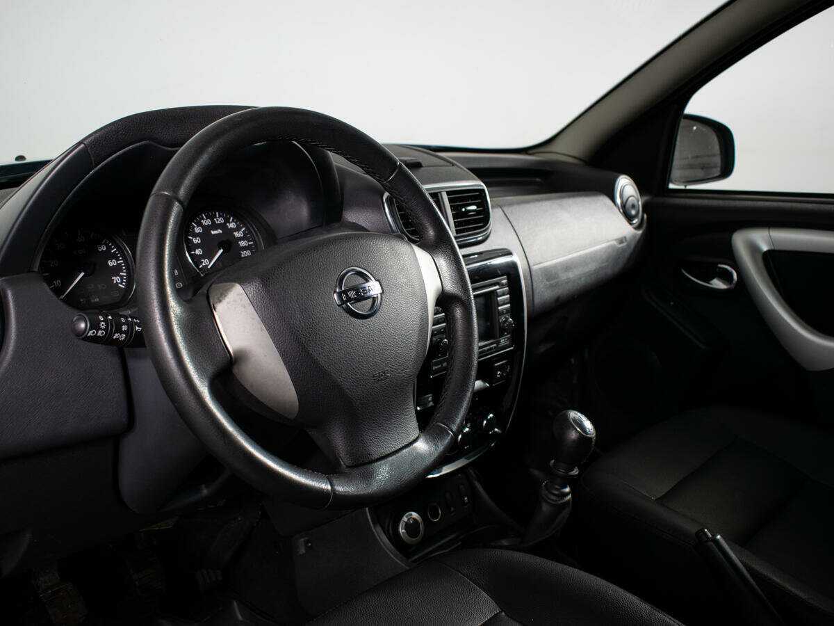 Nissan Terrano с пробегом — 2014 год. Фото: #12