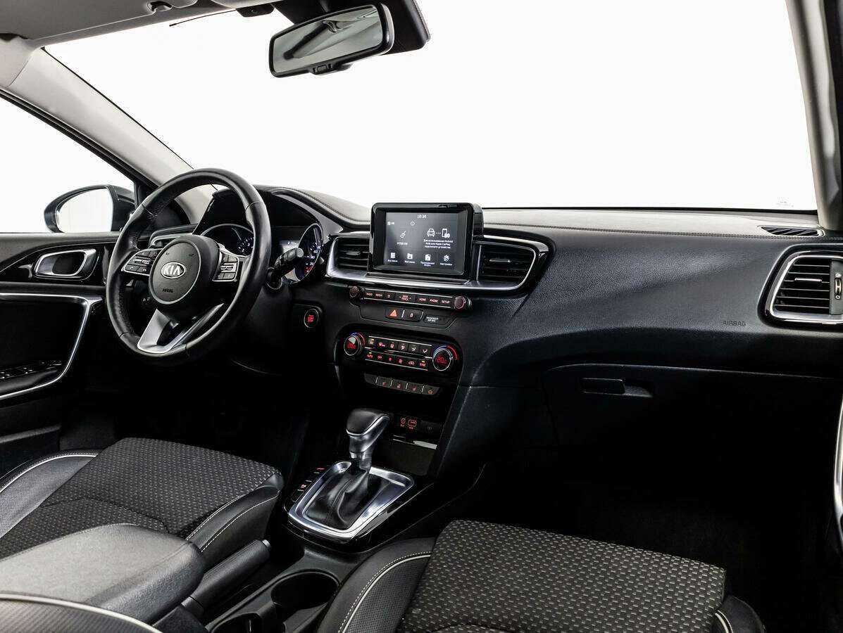 Kia Ceed с пробегом — 2018 год. Фото: #8
