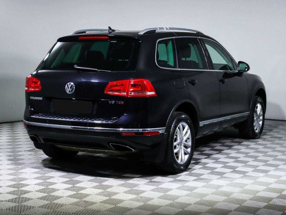 Volkswagen Touareg с пробегом — 2016 год. Фото: #4