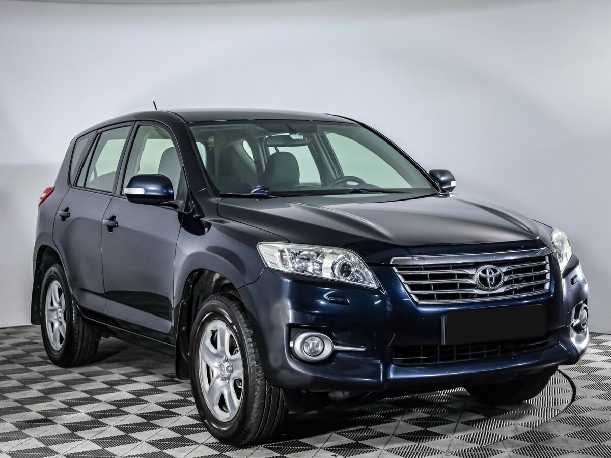 Toyota RAV4 с пробегом — 2012 год. Фото: #2