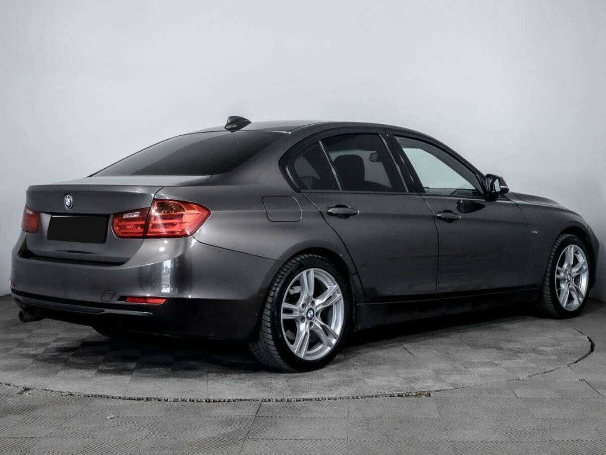 BMW 3 серии с пробегом — 2012 год. Фото: #3