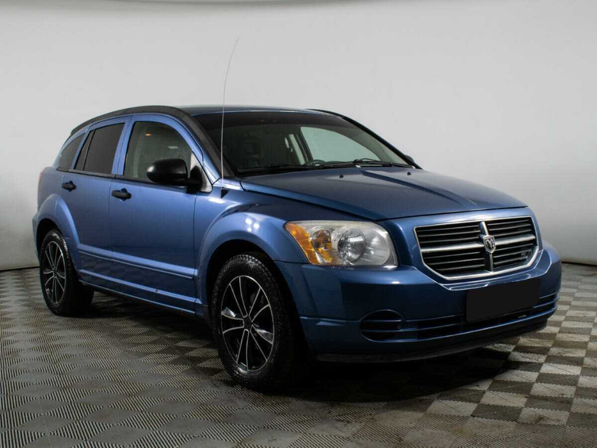 Dodge Caliber с пробегом — 2006 год. Фото: #2