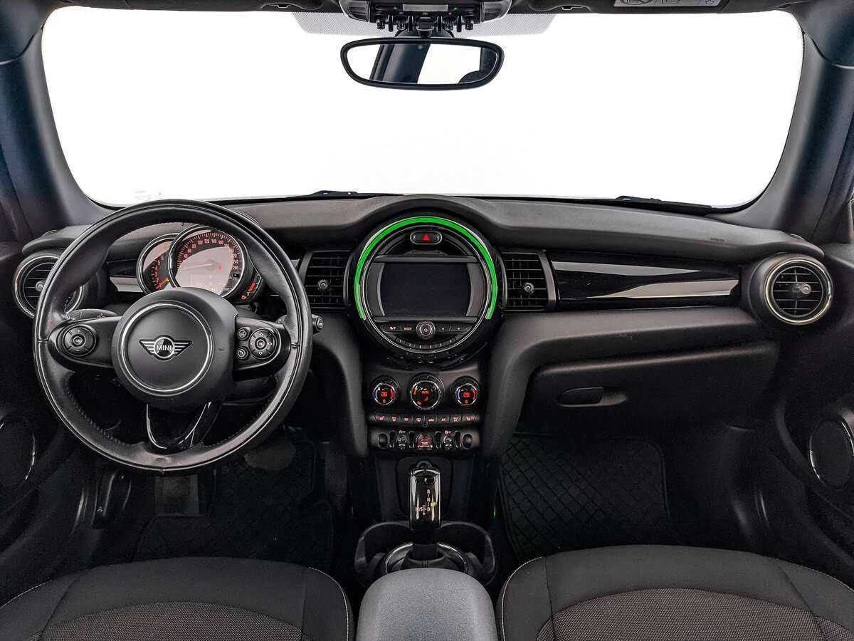 Mini Hatch с пробегом — 2020 год. Фото: #9