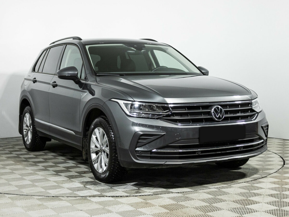 Volkswagen Tiguan с пробегом — 2021 год. Фото: #2
