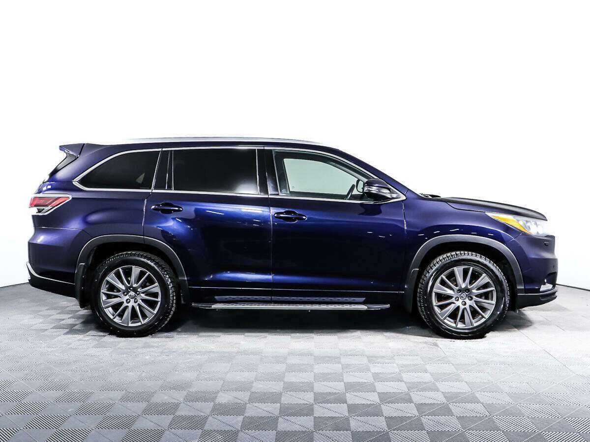 Toyota Highlander с пробегом — 2015 год. Фото: #3