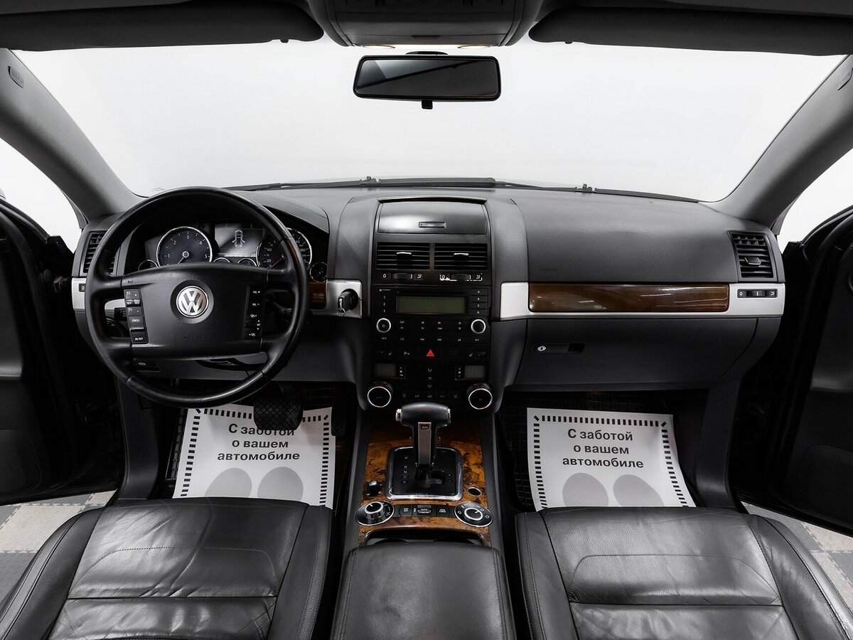 Volkswagen Touareg с пробегом — 2008 год. Фото: #7