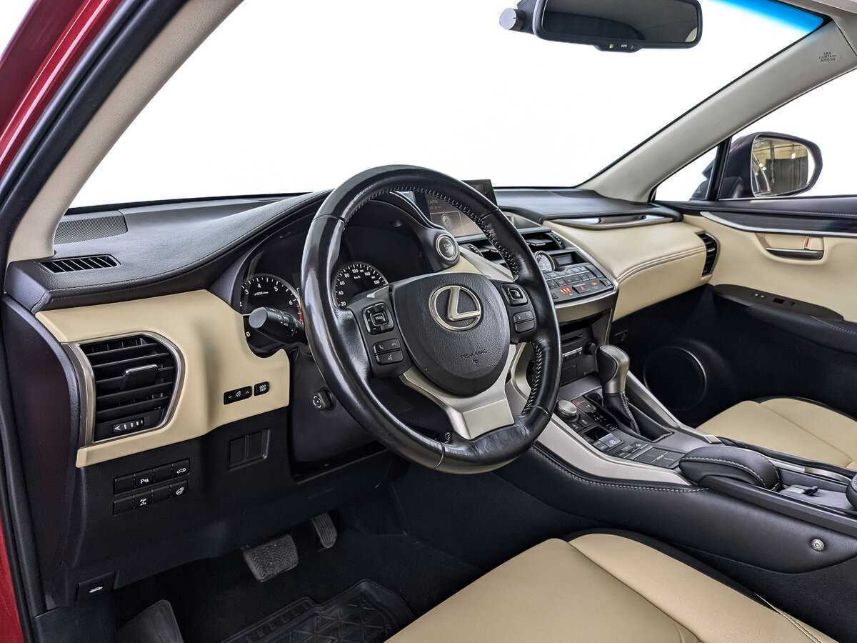 Lexus NX с пробегом — 2016 год. Фото: #10