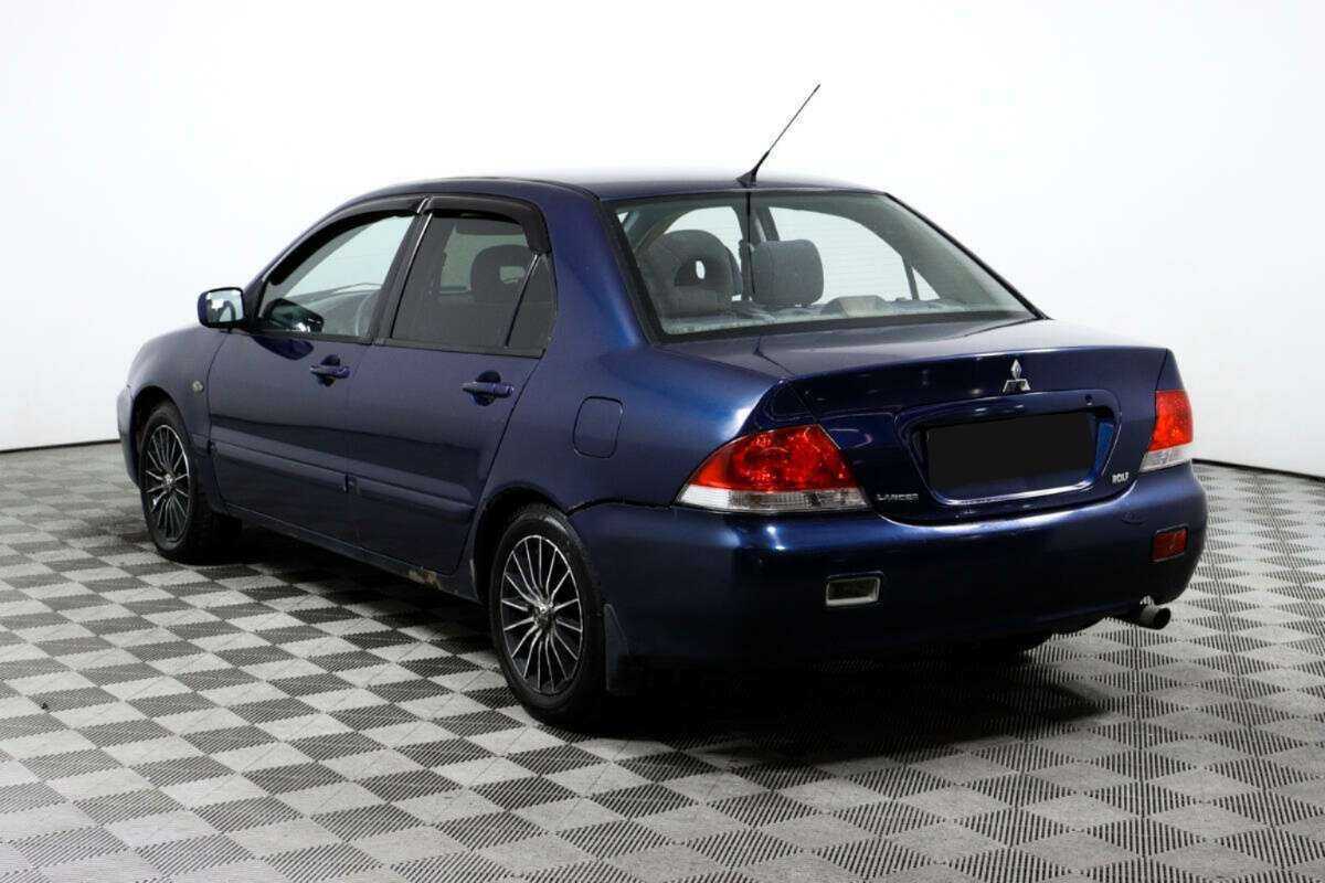 Mitsubishi Lancer с пробегом — 2006 год. Фото: #6
